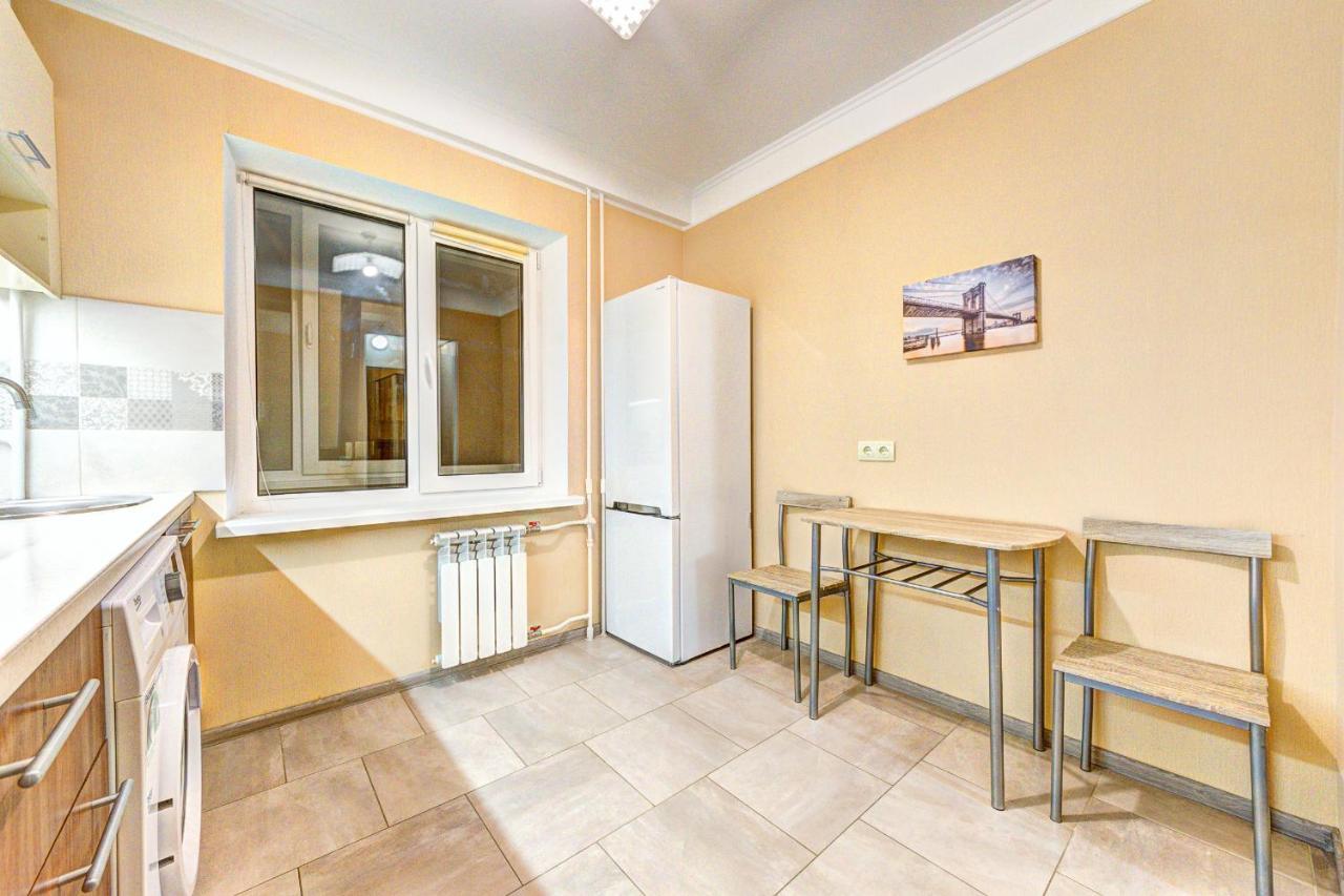 Apartments Near Ocean Plaza Druzhby Narodov Boulevard 8A เคียฟ ภายนอก รูปภาพ